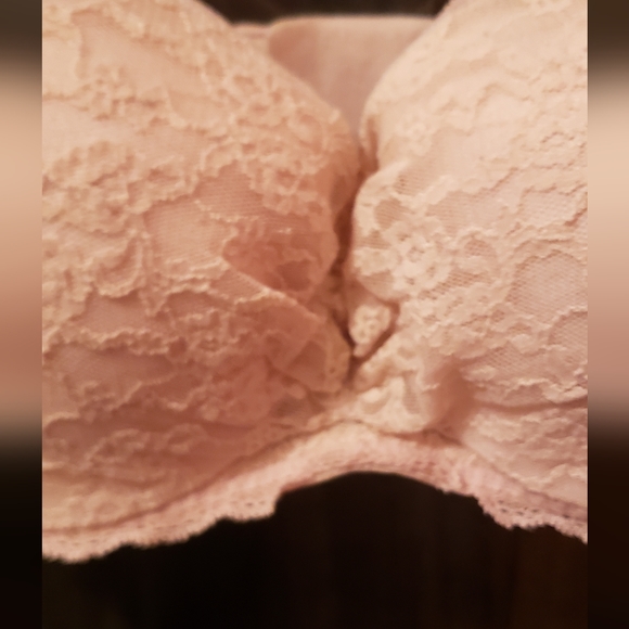 Victoria'S Secret lace bra cream color size 34D - Picture 2 of 12